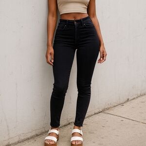 Levis Pull On Skinny Jeans Women's Size Medium Black